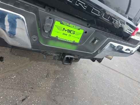 Used 2017 Ford F250 XLT w/ XLT Value Package image 7