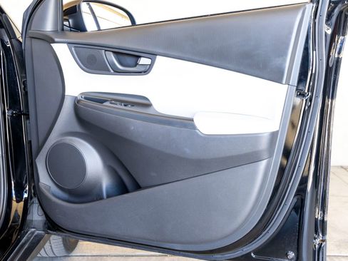 Used 2023 Hyundai Kona SEL image 24