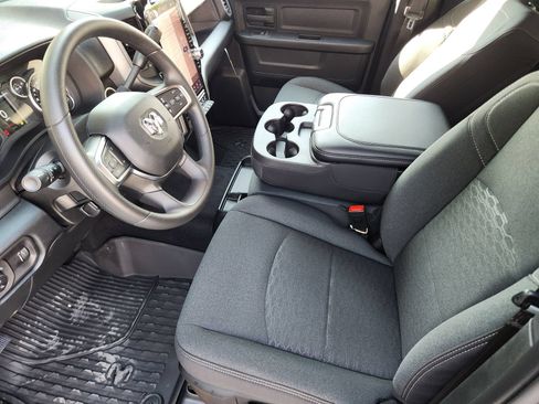 New 2026 RAM 2500 Tradesman AWD/4WD image 13