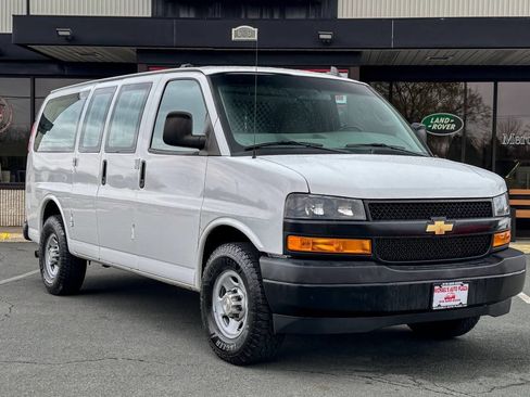 Used 2020 Chevrolet Express 2500 w/ Driver Convenience Package RWD image 1