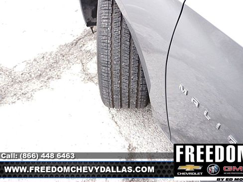 Used 2025 Chevrolet Malibu LT FWD image 41