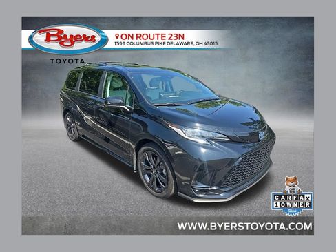 Used 2025 Toyota Sienna XSE w/ XSE Plus Package FWD image 1