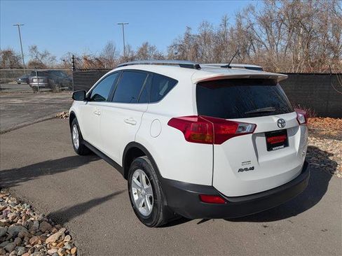 Used 2014 Toyota RAV4 XLE image 3