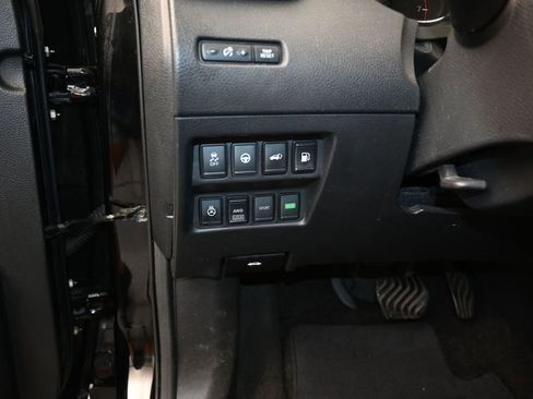 Used 2019 Nissan Rogue SL AWD/4WD image 12
