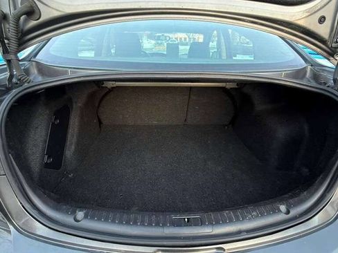 Used 2010 MAZDA MAZDA3 i Touring image 18