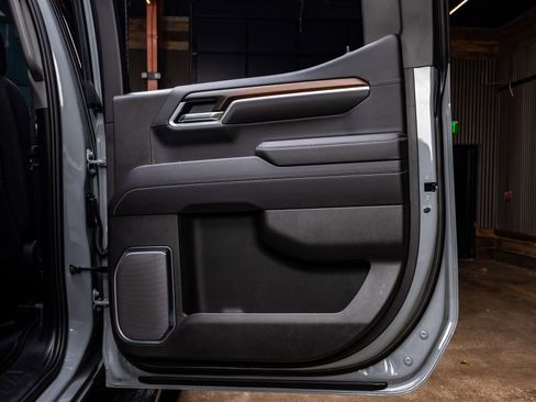 Used 2025 GMC Sierra 1500 Denali image 39