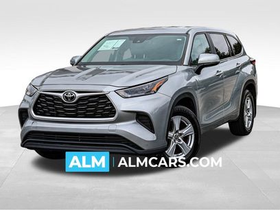 Used 2023 Toyota Highlander L