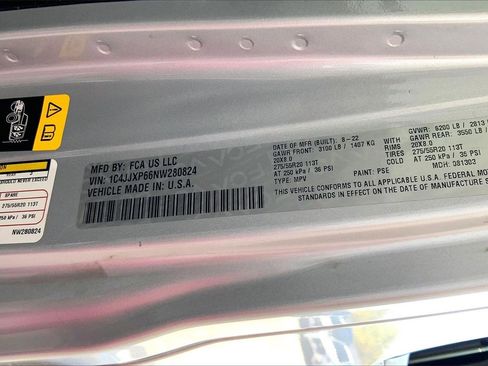 Used 2022 Jeep Wrangler Unlimited Sahara image 8