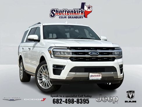 Used 2024 Ford Expedition Limited RWD image 1