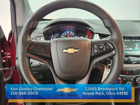 Used 2017 Chevrolet Trax LS image 12