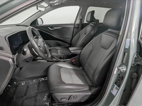 Used 2023 Kia Niro Wind FWD image 14