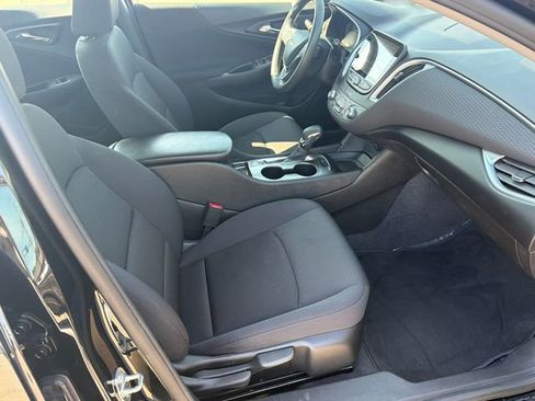Used 2023 Chevrolet Malibu LS FWD image 13