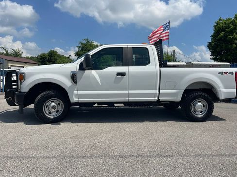 Used 2021 Ford F250 XL w/ Power Equipment Group AWD/4WD image 2