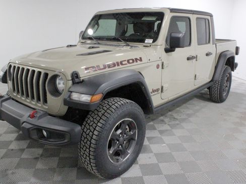 Used 2022 Jeep Gladiator Rubicon w/ Cold Weather Group AWD/4WD image 31