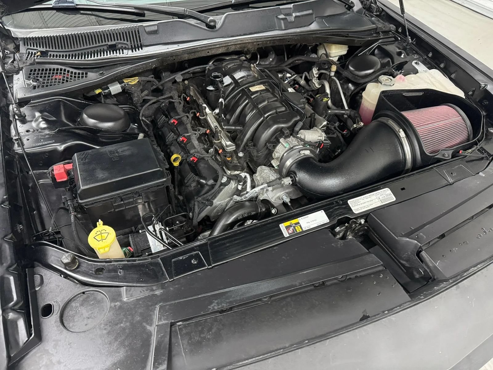 Used 2014 Dodge Challenger R/T w/ Blacktop Package RWD image 41