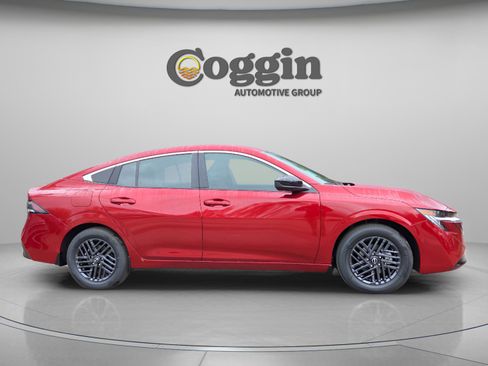 New 2026 Nissan Sentra SV w/ Floor Mat Package image 7