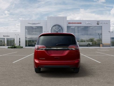 New 2026 Chrysler Voyager LX FWD image 7