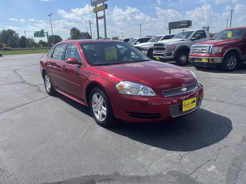 Used 2015 Chevrolet Impala LT w/ LT Sunroof Package FWD image 2