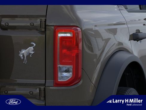 New 2025 Ford Bronco 4-Door AWD/4WD image 23