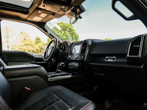Used 2018 Ford F150 Lariat w/ Equipment Group 502A Luxury AWD/4WD image 49