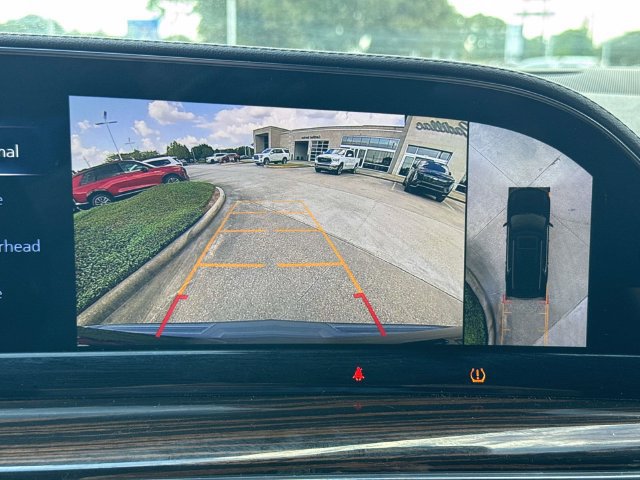 Used 2022 Cadillac Escalade ESV Luxury w/ LPO, Illumination Package AWD/4WD image 27