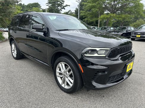 Used 2024 Dodge Durango GT AWD/4WD image 3