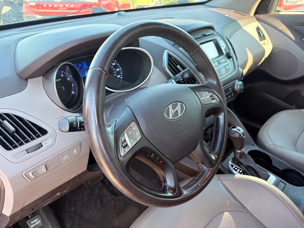 Used 2015 Hyundai Tucson SE FWD image 10