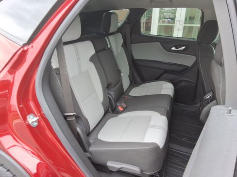 Used 2023 Chevrolet Blazer LT AWD/4WD image 31
