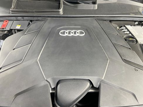 Used 2022 Audi Q7 3.0T Prestige w/ Prestige Package image 31