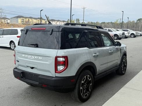 Used 2022 Ford Bronco Sport Outer Banks image 6