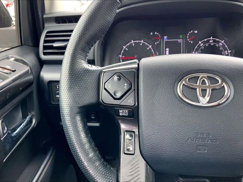 Used 2023 Toyota 4Runner 40th Anniversary SE AWD/4WD image 24