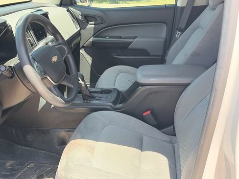 Used 2022 Chevrolet Colorado W/T w/ WT Convenience Package AWD/4WD image 13