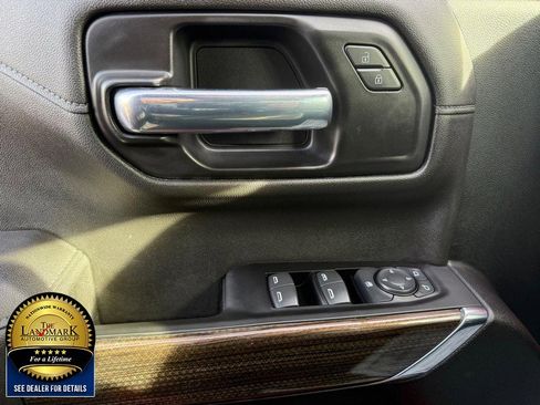 Used 2022 Chevrolet Silverado 1500 RST image 8