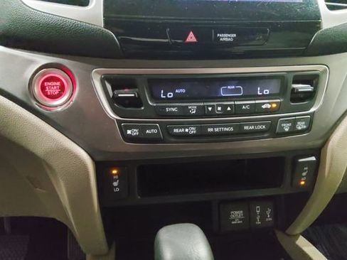 Used 2018 Honda Pilot EX-L image 33