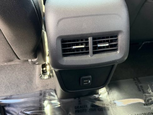 Used 2022 Chevrolet Equinox LT FWD image 15