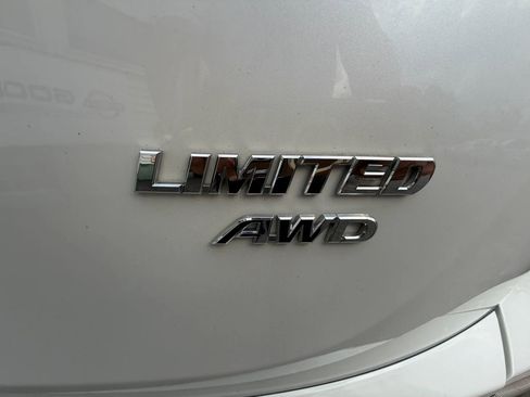 Used 2017 Toyota RAV4 Limited w/ Advanced Technology Package image 72