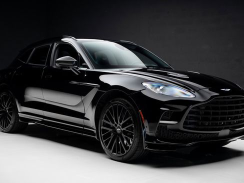 Used 2023 Aston Martin DBX 707 image 88