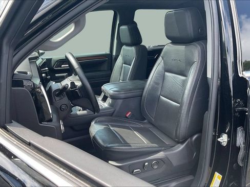 Used 2024 GMC Sierra 1500 Denali w/ Denali Reserve Package AWD/4WD image 24