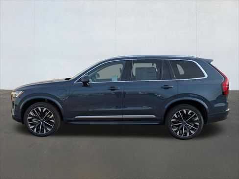 New 2026 Volvo XC90 T8 Ultra w/ Protection Package Premier image 3