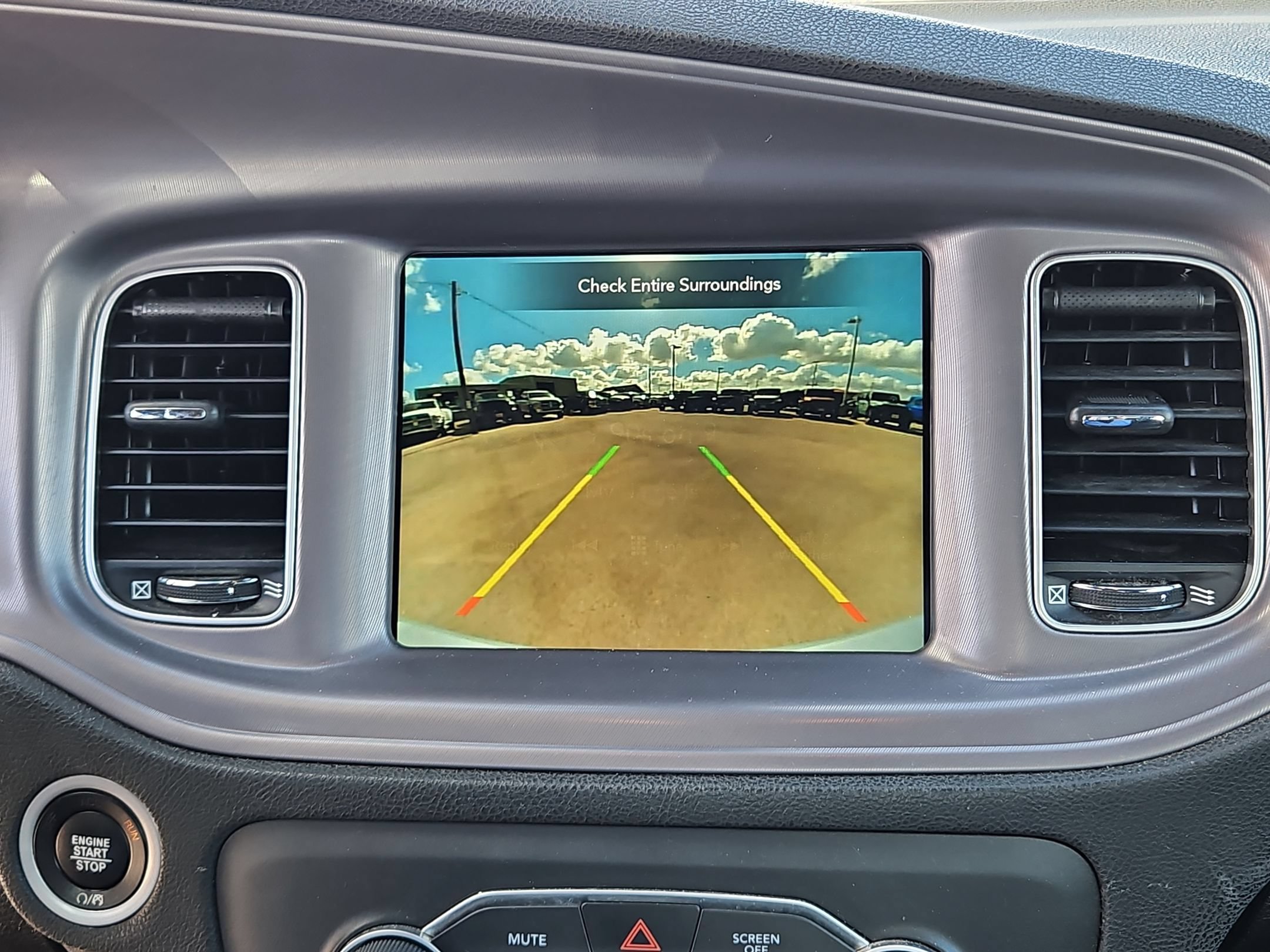 Used 2023 Dodge Charger SXT RWD image 18