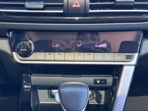 Used 2023 Kia Seltos SX w/ SX Sunroof Package image 14