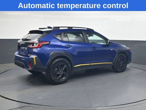 Used 2024 Subaru Crosstrek 2.5i Sport AWD/4WD image 4