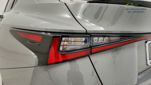 Used 2025 Lexus IS 350 F Sport RWD image 25