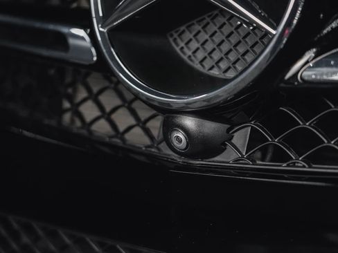 Used 2018 Mercedes-Benz GLE 43 AMG 4MATIC w/ Premium 2 Package image 9