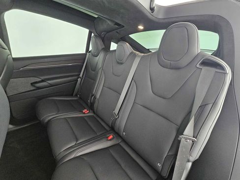 Used 2024 Tesla Model X AWD/4WD image 18