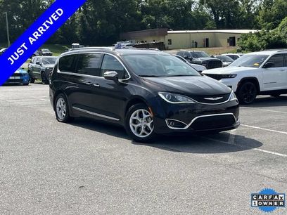 Used 2019 Chrysler Pacifica Limited