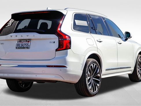 Certified 2026 Volvo XC90 B5 Plus w/ Protection Package image 7
