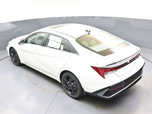 New 2026 Hyundai Elantra SEL Sport Premium FWD image 49
