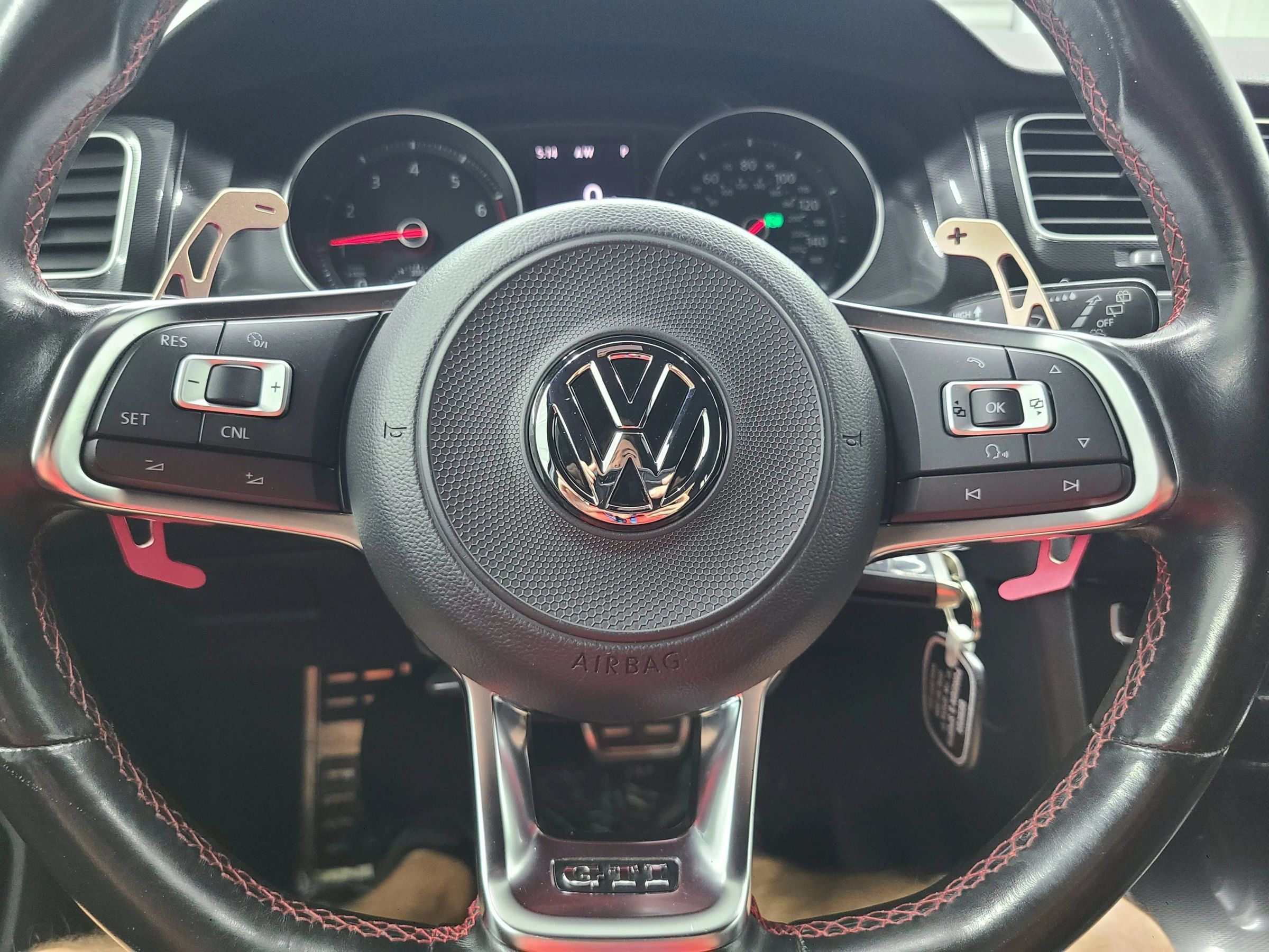 Used 2017 Volkswagen GTI S FWD image 27