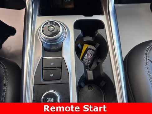 Used 2022 Ford Explorer XLT w/ Equipment Group 202A image 21